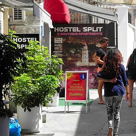 Hotel Hostel Split 2*